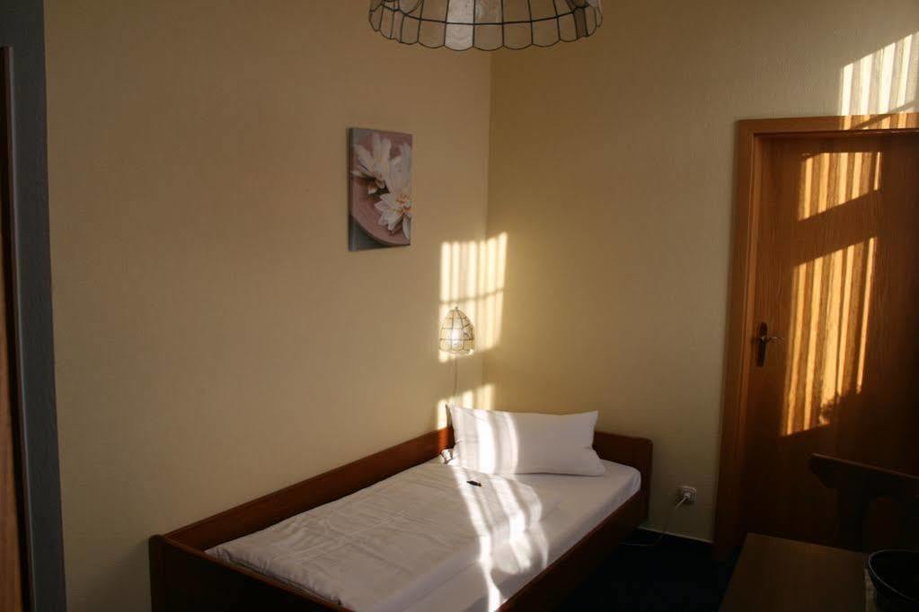 Landgasthof & Hotel Krone Eischleben Ichtershausen Екстериор снимка