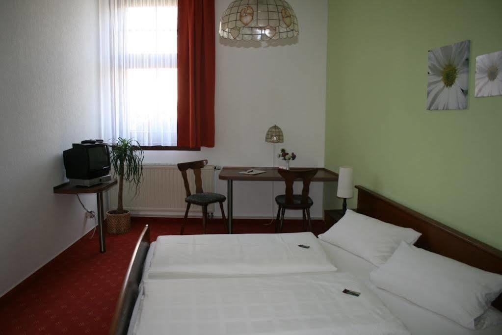 Landgasthof & Hotel Krone Eischleben Ichtershausen Екстериор снимка