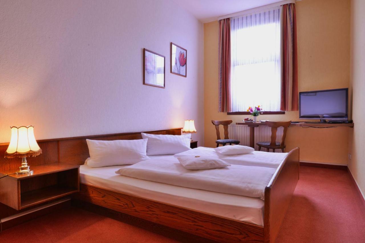Landgasthof & Hotel Krone Eischleben Ichtershausen Екстериор снимка