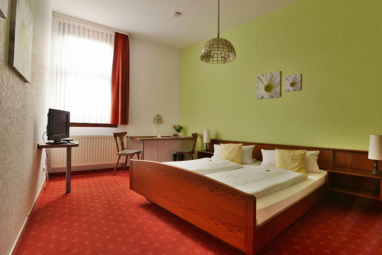 Landgasthof & Hotel Krone Eischleben Ichtershausen Екстериор снимка